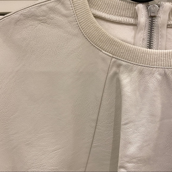Zara white/off white faux leather long sleeve top - Picture 5 of 5